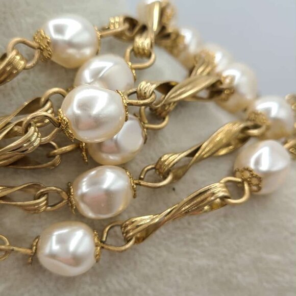 J Crew 12 Strands of Faux Pearls Gold Tone Link Necklace - Picture 2 of 13